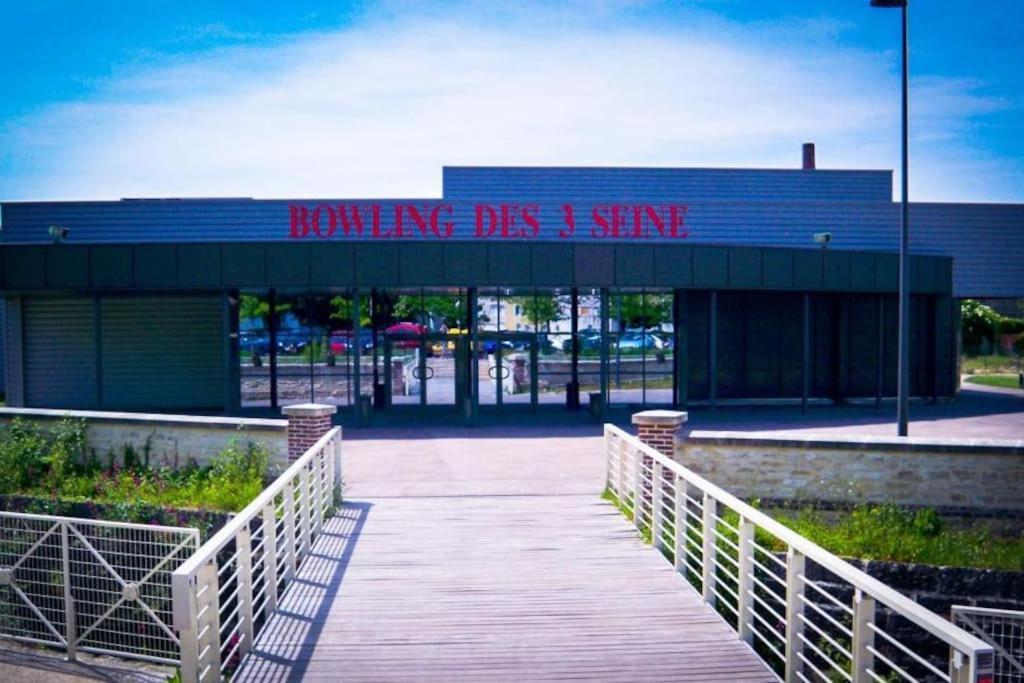 Coin De Nature En Centre-Ville 特鲁瓦 外观 照片